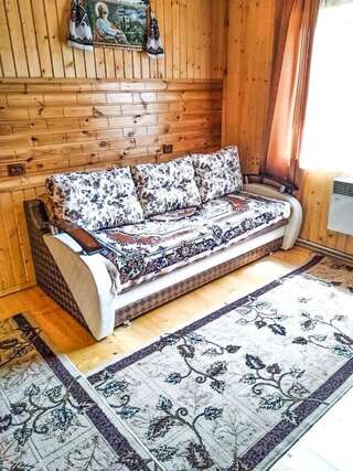 Гостевой дом Na Zarichniy Микуличин Шале с двумя спальнями-33